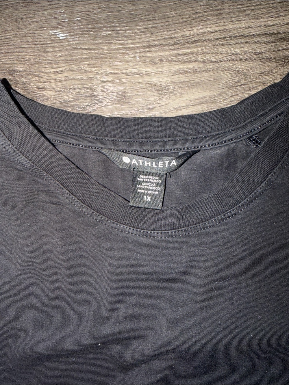 Black Short-Sleeve Crewneck Shirt - Picture 2 of 2